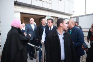 FB_IMG_1735406982749-300x200 وزير الصحة فى زيارة مفاجئة يحيل مدير مستشفى شبرامنت المركزي للتحقيق 