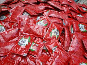 IMG-20250128-WA0006-300x225 تموين الغربية تضبط حوالى ٤ ألاف سلع غذائية منتهية الصلاحية بطنطا والسنطة