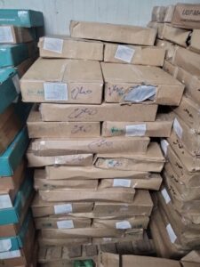 IMG-20250207-WA0024-225x300 تموين الغربية يضبط «مصنع دهانات وبسكوت وثلاجة أسماك» بمركز بسيون