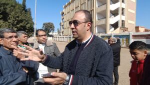 IMG_20250214_135438-300x169 خليفة يتفقد مساكن الشركة ويستمع لشكاوى المواطنين بالمحلة