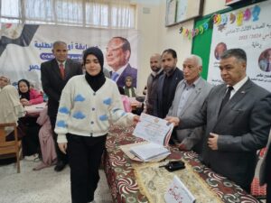 IMG-20250318-WA0102-300x225 «كمال مرعى» تفوز بالمركز الأول فى مسابقة «أوائل الطلبة» بمستقبل وطن ثان المحلة