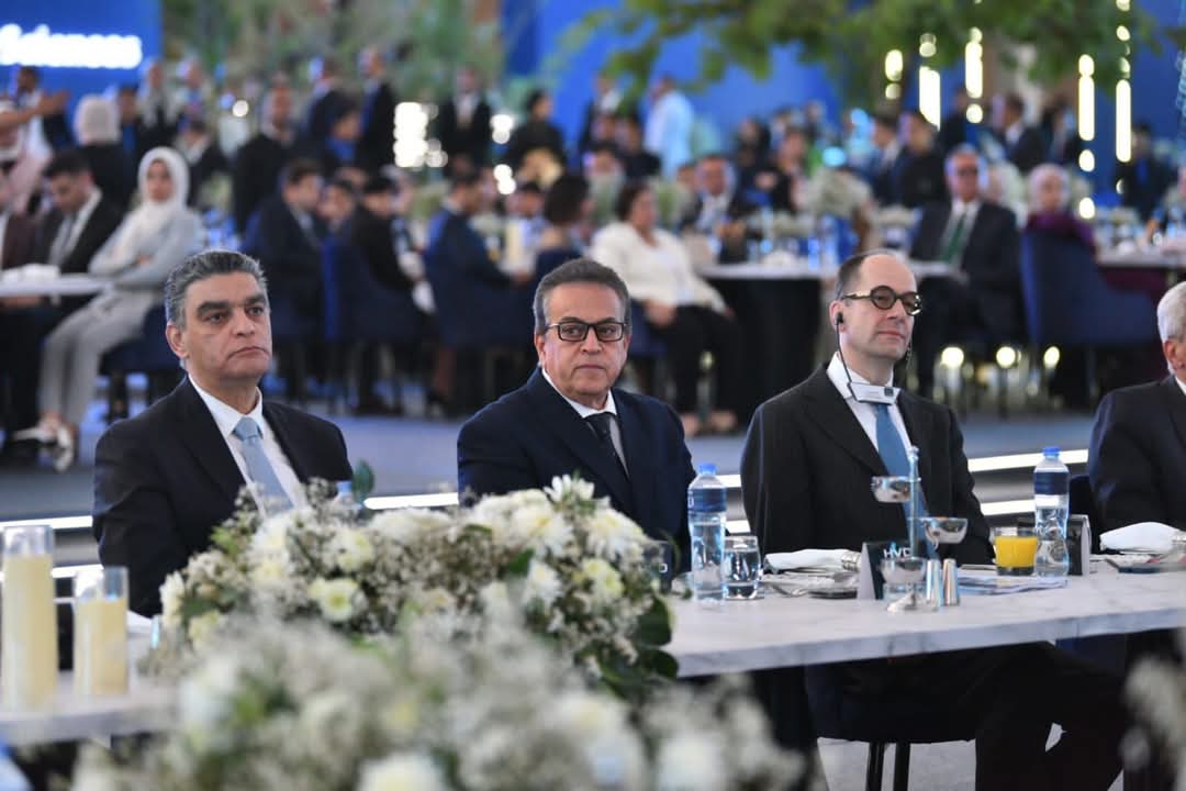 الصحة والسكان : تشارك في إحتفالية مرور 20عاماً على تأسيس شركة HVD المتخصصة فى انتاج المستلزمات والأجهزة الطبية