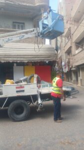 IMG-20250927-WA0013-169x300 «مستقبل وطن» ثان المحلة يشارك في حملة صيانة أعمدة الإنارة بشارع الجمهورية