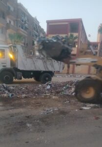 IMG-20250927-WA0112-209x300 «مستقبل وطن» ثان المحلة يشارك في حملة نظافة أمام مدرسة شهداء بدر بمنطقة الجمهورية