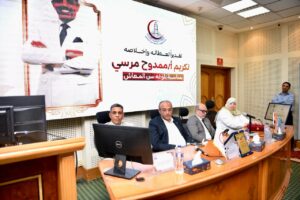 IMG-20251014-WA0020-300x200 تكريم ممدوح مرسي تقديرًا لمسيرة عطاء داخل مستشفيات جامعة عين شمس
