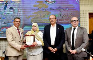 IMG-20251014-WA0026-300x194 تكريم ممدوح مرسي تقديرًا لمسيرة عطاء داخل مستشفيات جامعة عين شمس