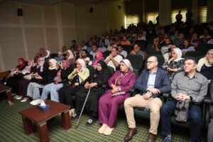 IMG-20251014-WA0040-300x200 تكريم ممدوح مرسي تقديرًا لمسيرة عطاء داخل مستشفيات جامعة عين شمس