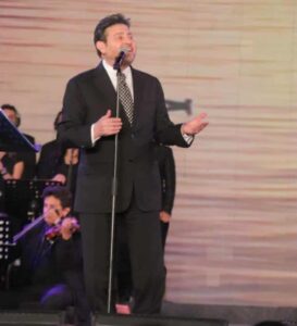 IMG-20251020-WA0004-273x300 إنقطاع كهربائي مفاجئ أثناء حفل أمير الغناء العربي بدار الأوبرا المصرية أمس ضمن فعاليات الدورة الـ33 من مهرجان ومؤتمر الموسيقى العربية  