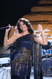 IMG-20251027-WA0023-200x300 بالصور : " روبي تظهر بإطلالة مختلفة في حفلها الغنائي بالاهرامات "