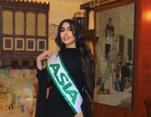 IMG-20251029-WA0046-1-300x233 هند شمسان أول إماراتية تمثل بلادها في مسابقة ملكات جمال العالم: “ الجمال رسالة وتمكين قبل أن يكون مظهراً”
