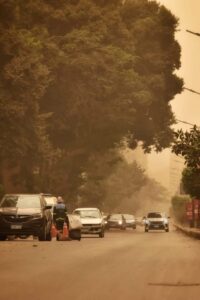 IMG-20260213-WA0009-200x300 رياح وأتربة تضرب القاهرة الكبرى.. و"أمشير ياخد العجوزة ويطير"