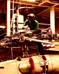 IMG-20260225-WA0010-241x300 حاملة الطائرات " لينكولن "  ترفع درجة تأهب أسرابها الجوية