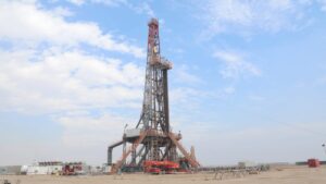 FB_IMG_1772663312331-300x169 طبول الحرب في الشرق الأوسط تضرب الاقتصاد العالمي (النفط)