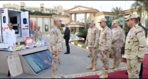 IMG-20260301-WA0084-300x160 القائد العام للقوات المسلحة يتفقد المنطقة المركزية ويشارك المقاتلين الإفطار في رمضان