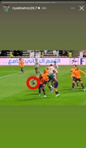 FB_IMG_1775683428858-176x300 ما أشبه الليلة بالبارحة جدل تحكيمي في الدوري السعودي بسبب لمسة يد