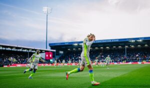 FB_IMG_1776885517608-300x176 مانشستر سيتي يعود إلي صدارة الدوري الإنجليزي من جديد