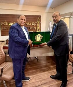 IMG-20261013-WA0071-252x300 غرفة ملاحة السويس والبحر والأحمر تكرم أحمد شحاتة